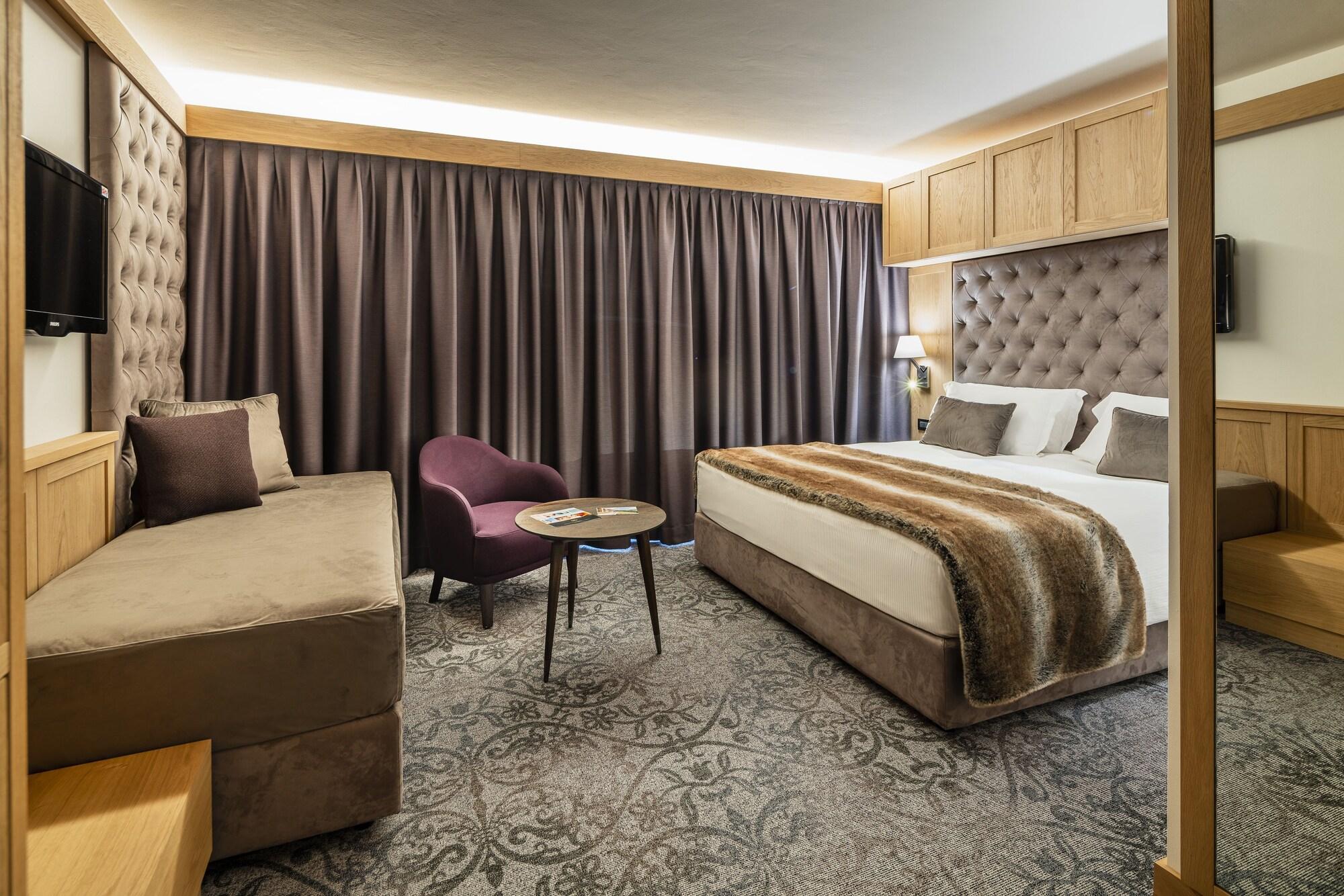 Hotel Lajadira & Spa Cortina d'Ampezzo Buitenkant foto