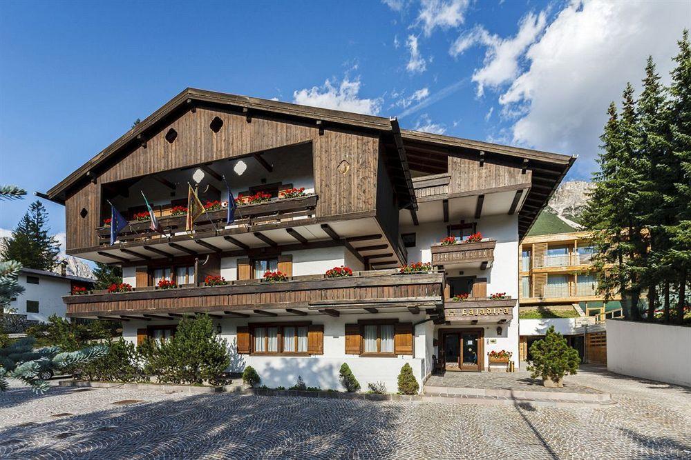Hotel Lajadira & Spa Cortina d'Ampezzo Buitenkant foto