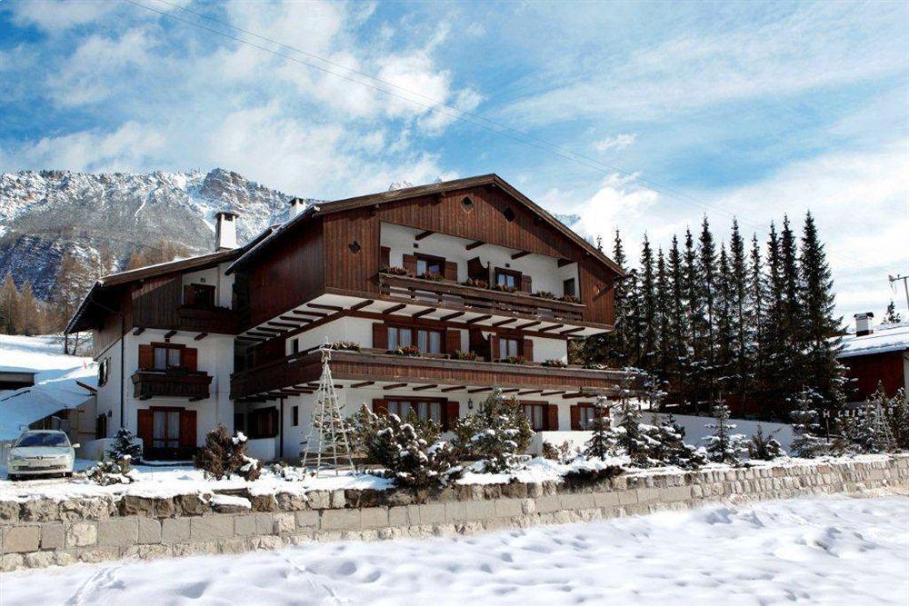 Hotel Lajadira & Spa Cortina d'Ampezzo Buitenkant foto